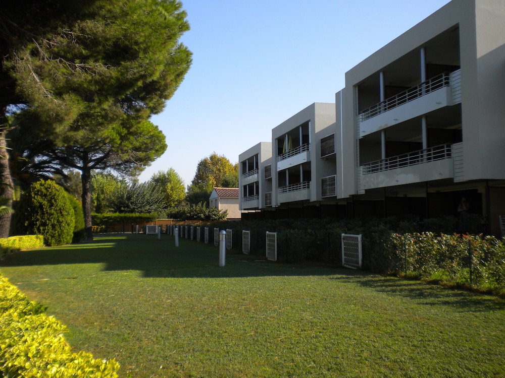 Residence Carre Marine 42/44