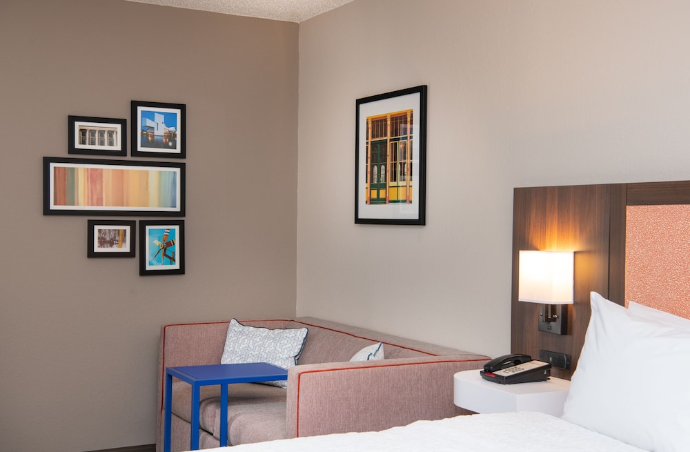 Hampton Inn Cleveland Solon Oh 19/60