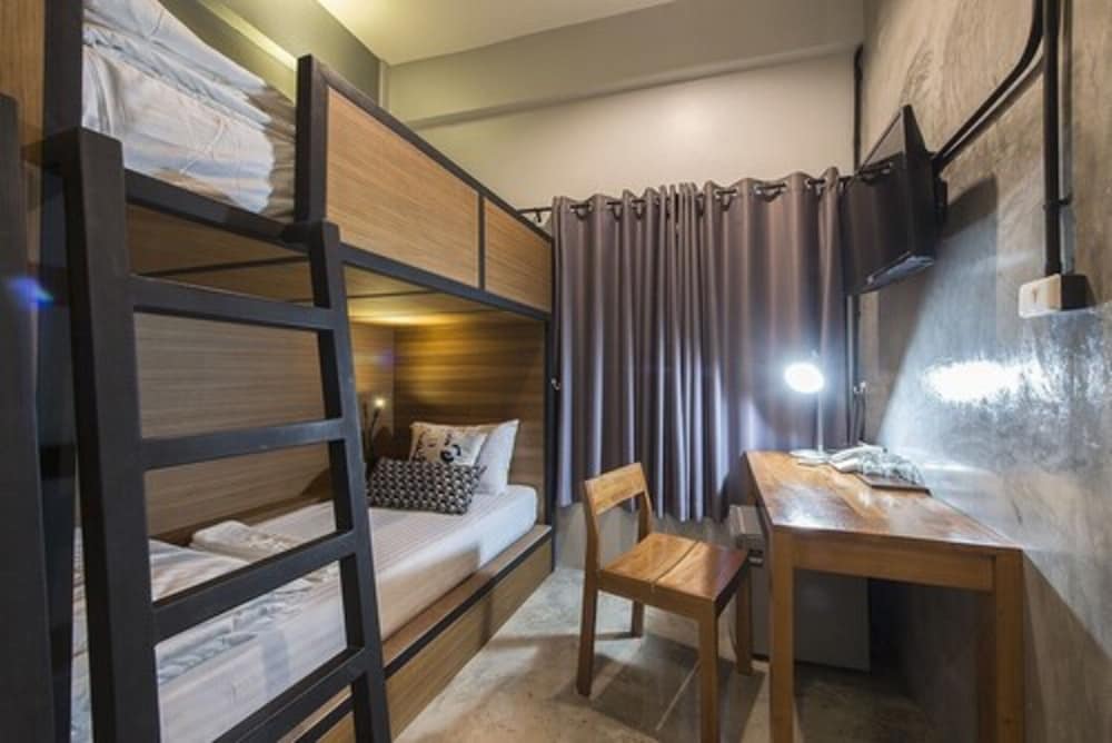 Sleep Station 28/55