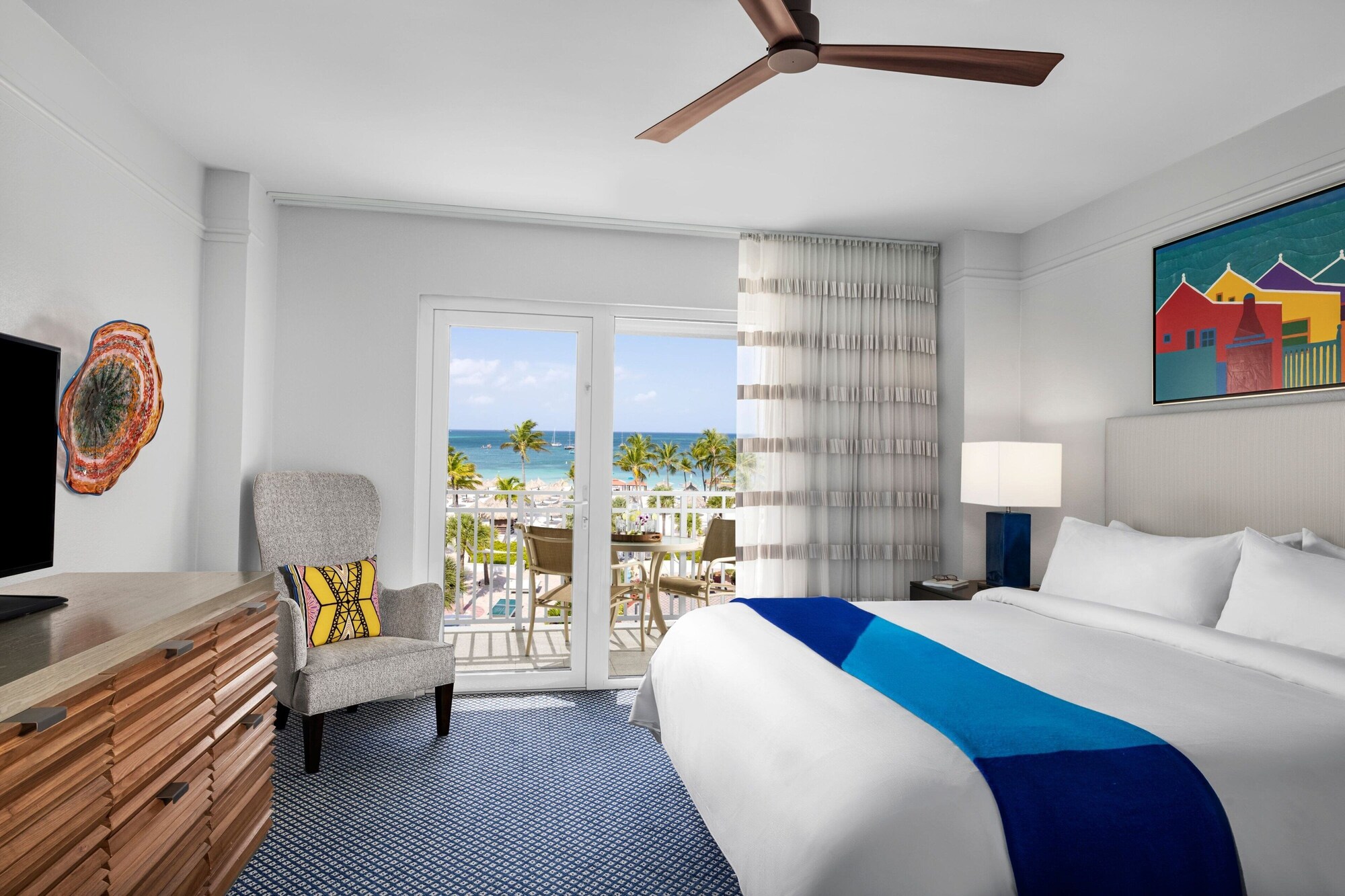 1 Bedroom, Villa, King Bed, Ocean Front, Sofa, Balcony