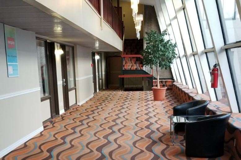 Baymont By Wyndham Montreal Airport 6/12