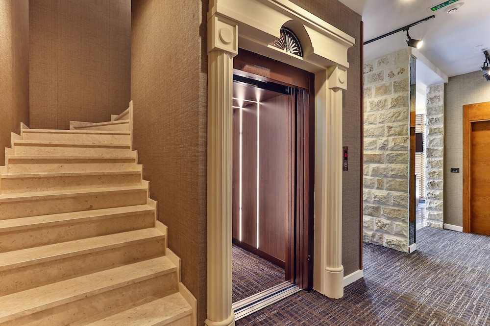 BOUTIQUE HOTEL TATE by Aycon photo4