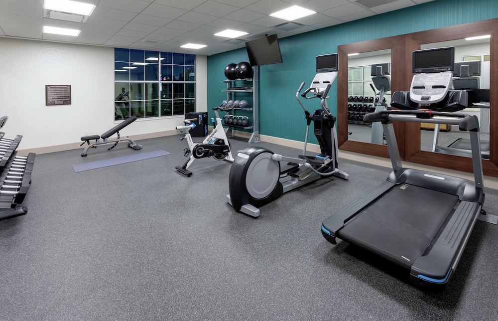 Hilton Garden Inn St. Cloud, MN 20/34