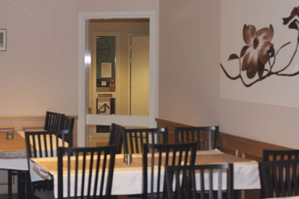 Hotell Alvsjo 36/44
