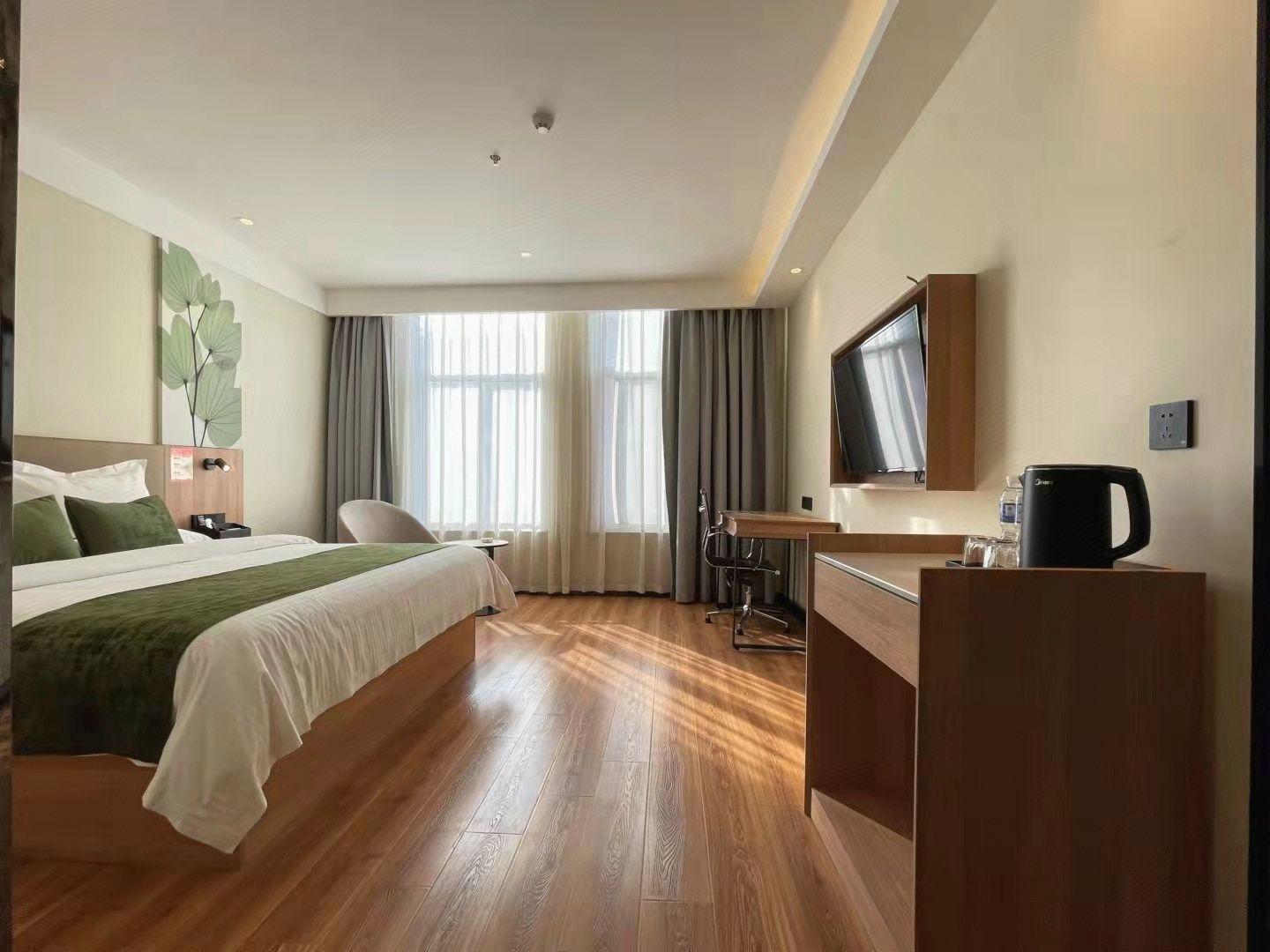 BUSINESS, DOUBLE BED