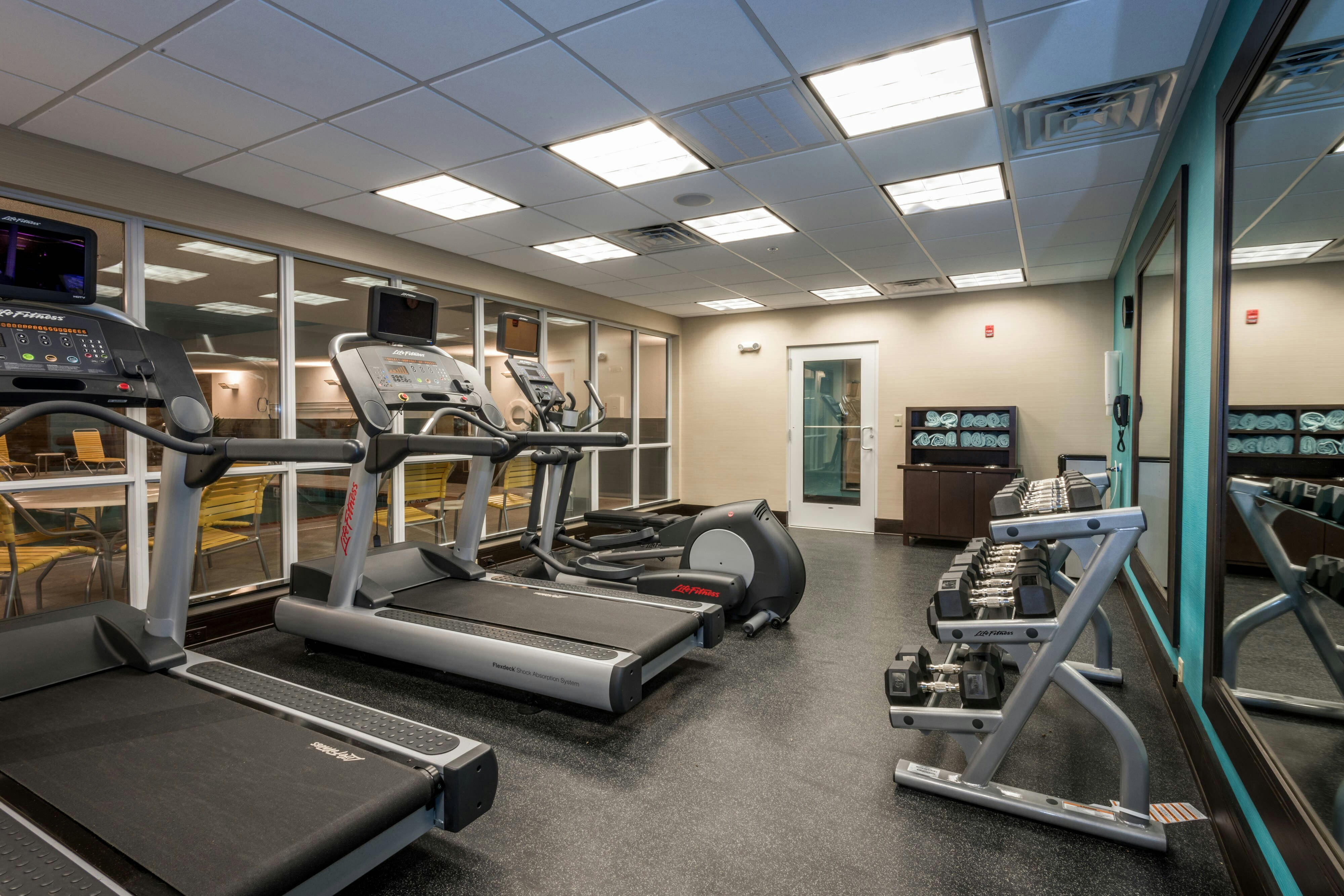 Fairfield Inn Suites Meridian 18/27