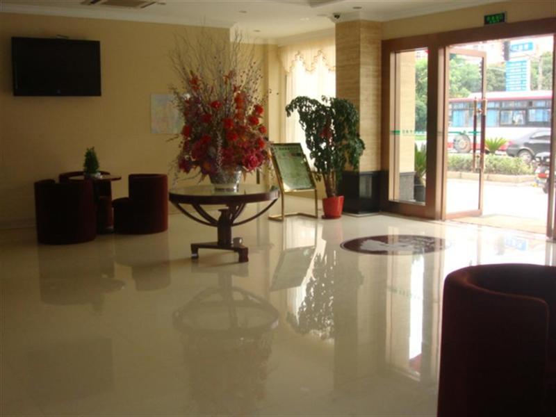 GreenTree Inn Shanghai Songjiang Xinqiao Jiuxin Road Express Hotel 18/19