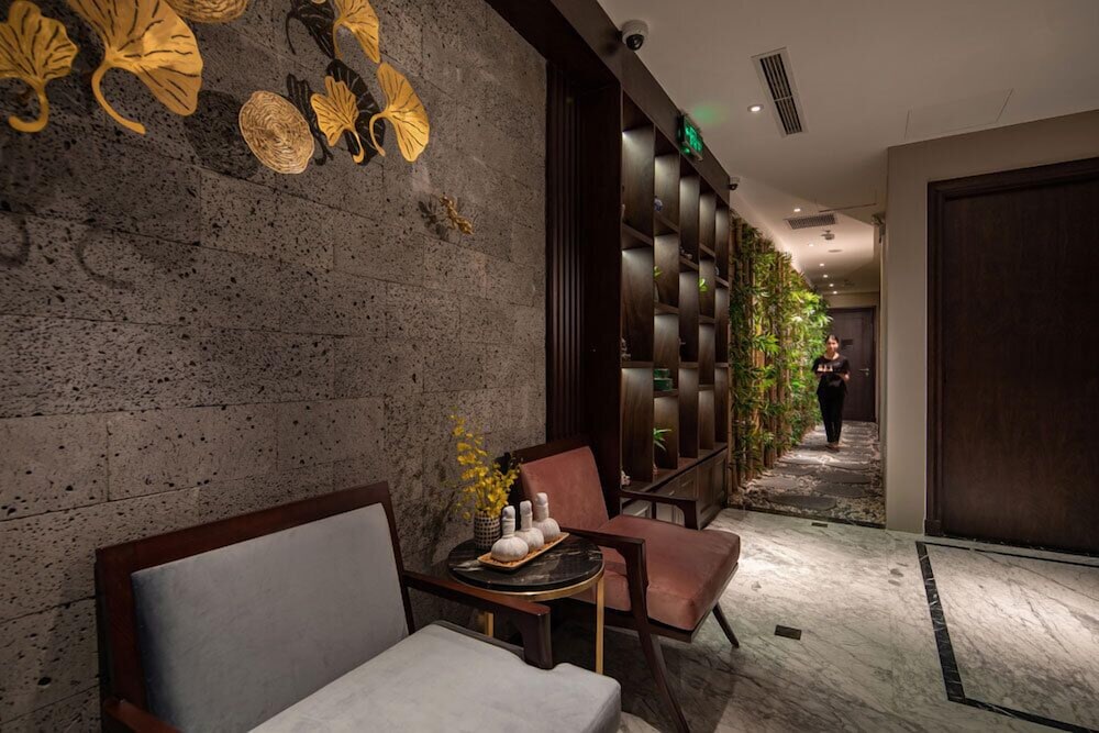THE WATSON PREMIUM HALONG HOTEL 7/50