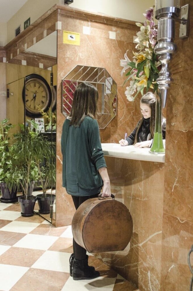 El Duque Hotel Seville 5/44