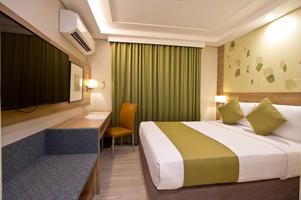 Crown Regency Hotel Makati 17/50