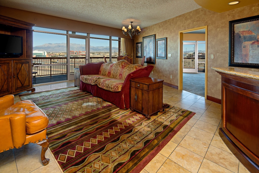 Embassy Suites by Hilton Albuquerque 39/63
