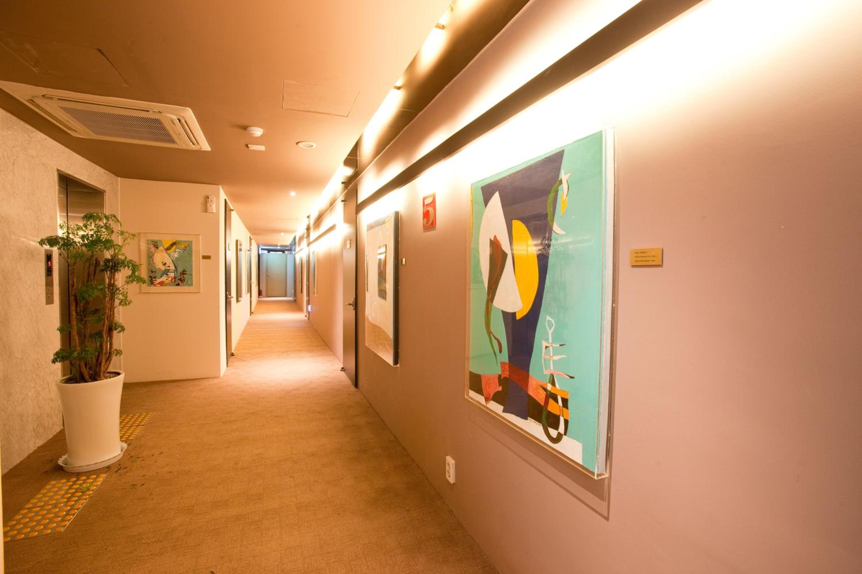 Yuwon Hotel 6/57