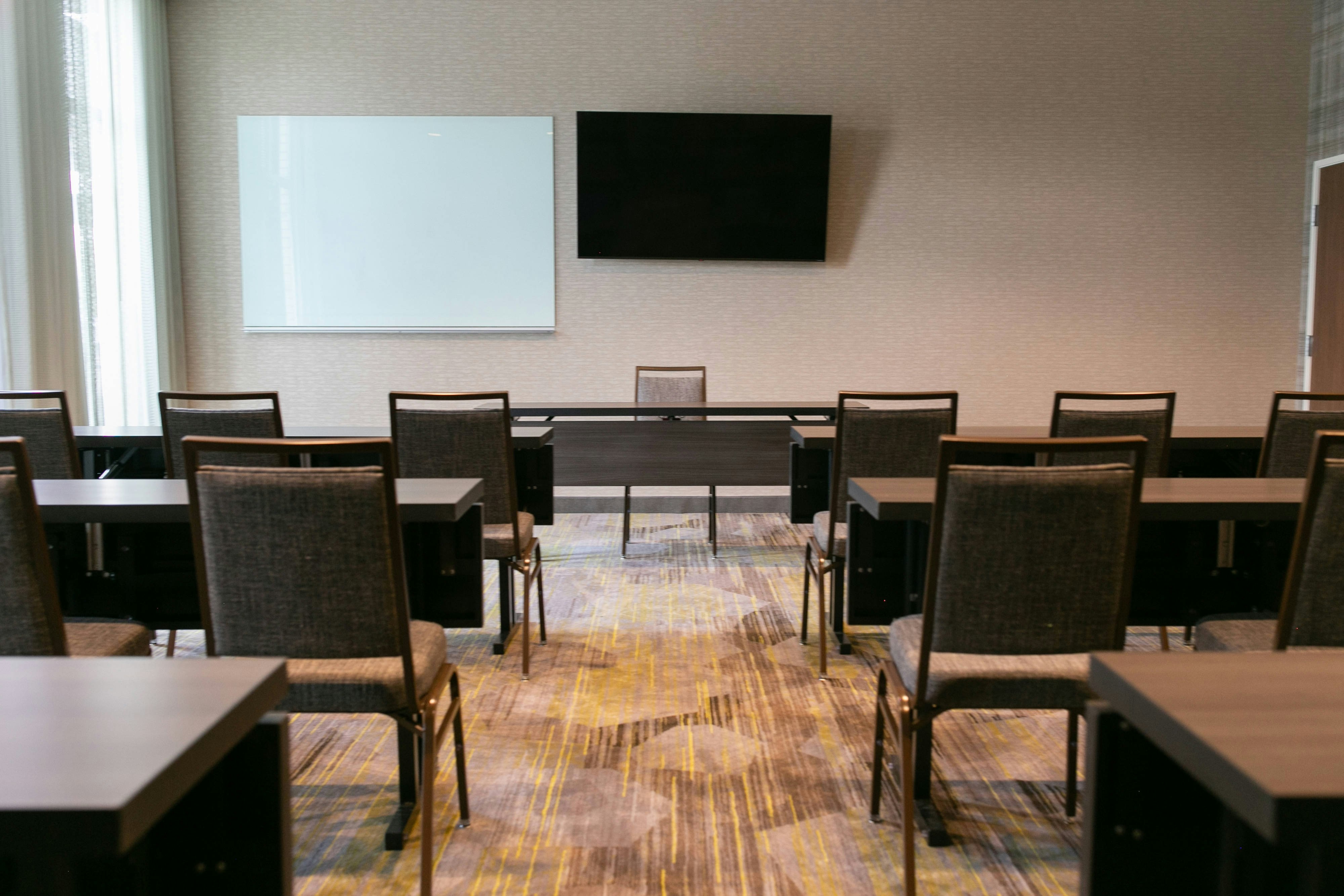 Courtyard by Marriott Elkhart 32/37