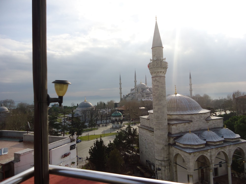 Lapis Inn Hotel and Spa (ex. Ambassador Hotel Istanbul) 62/67