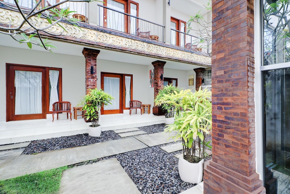 Collection O Bali Sanur near Bali Mandara Hospital 35/38