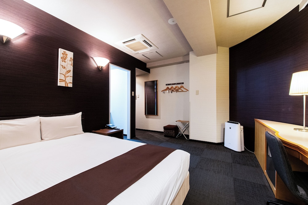 Basic, Double Bed
