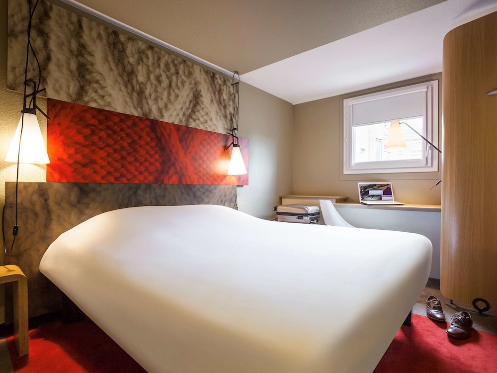 Ibis Paris Alesia Montparnasse 14Eme 10/67