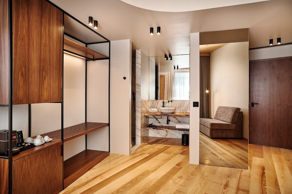 The Log Porto Hotel by Piamonte Hotels 30/50