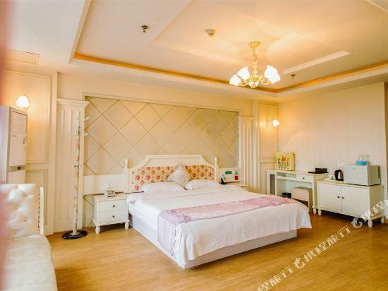 Room, Queen Bed