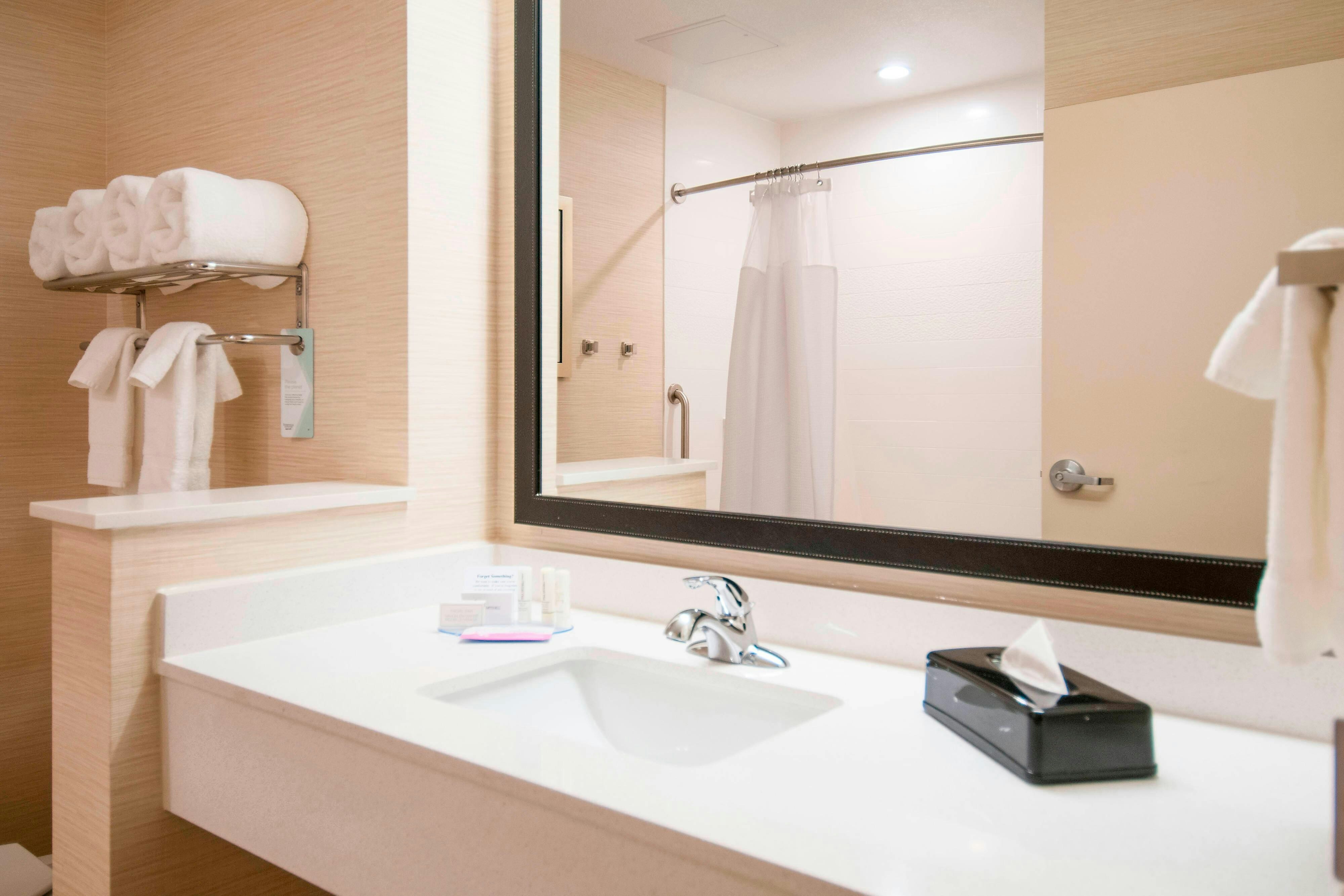 غرفة بسريرين كوين، Fairfield Inn And Suites San Antonio Brooks City Base 2/2