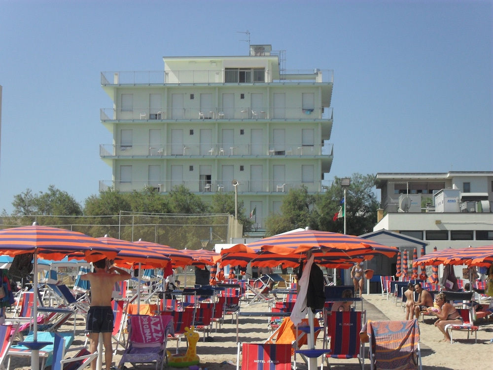 Hotel Italia 7/50
