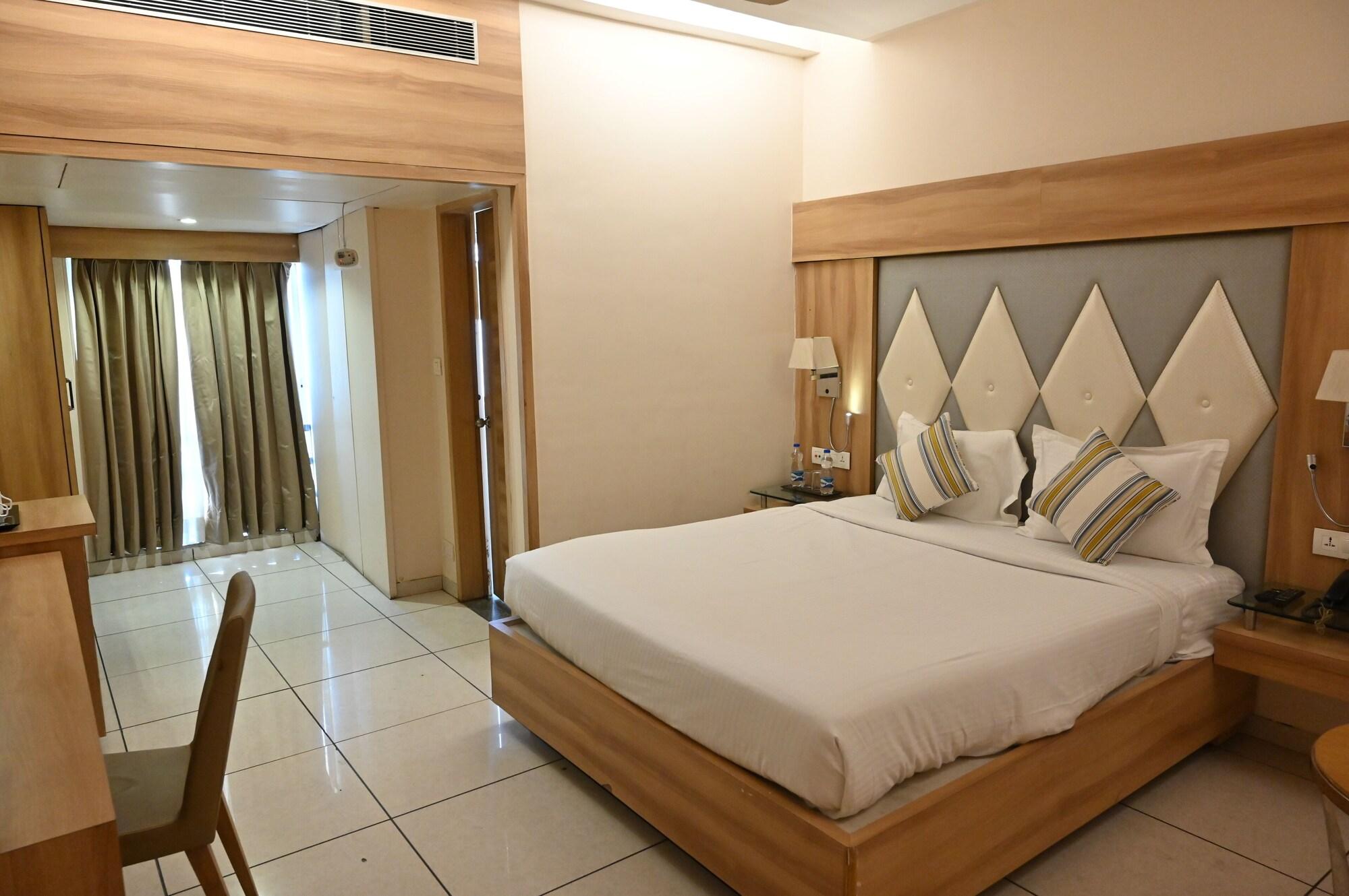Rang Lords Inn Bharuch 14/32