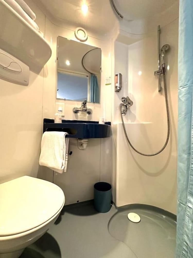 Fasthotel Toulouse Blagnac Aeroport 35/37