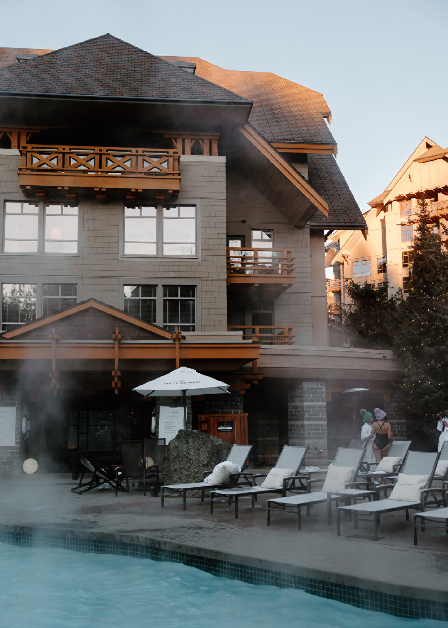 Four Seasons Resort Whistler 8/100