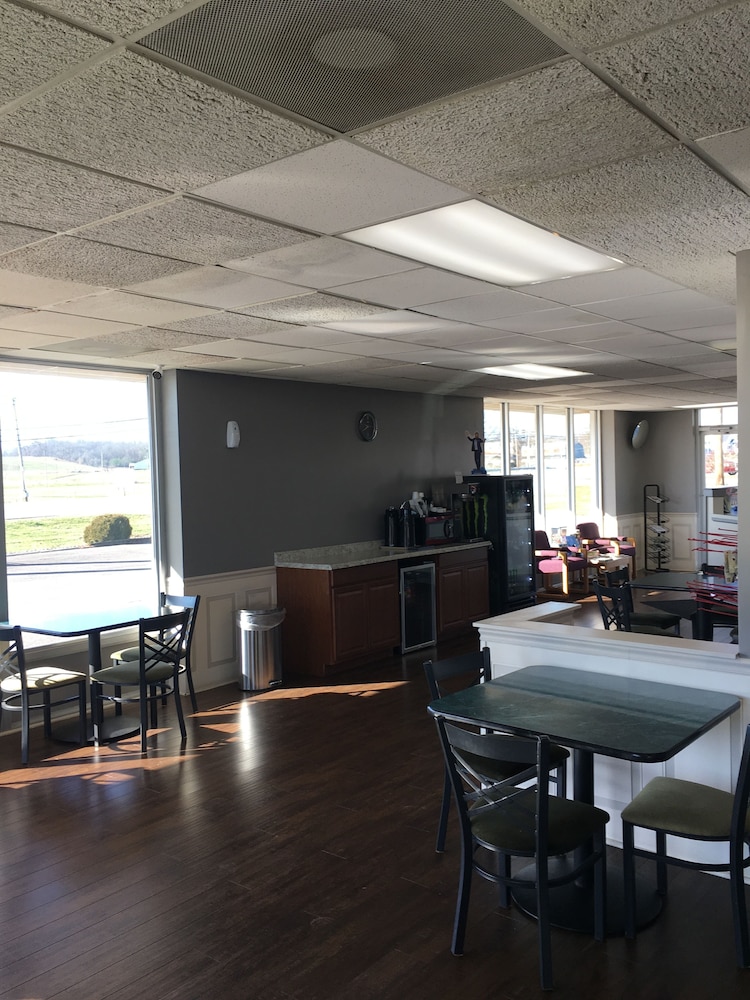 Travelodge by Wyndham Gallipolis 17/33