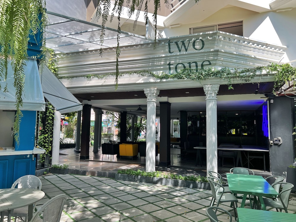 Prs Hotel 2/57