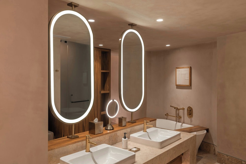 Almare, a Luxury Collection Adult All-Inclusive Resort, Isla Mujeres 66/67