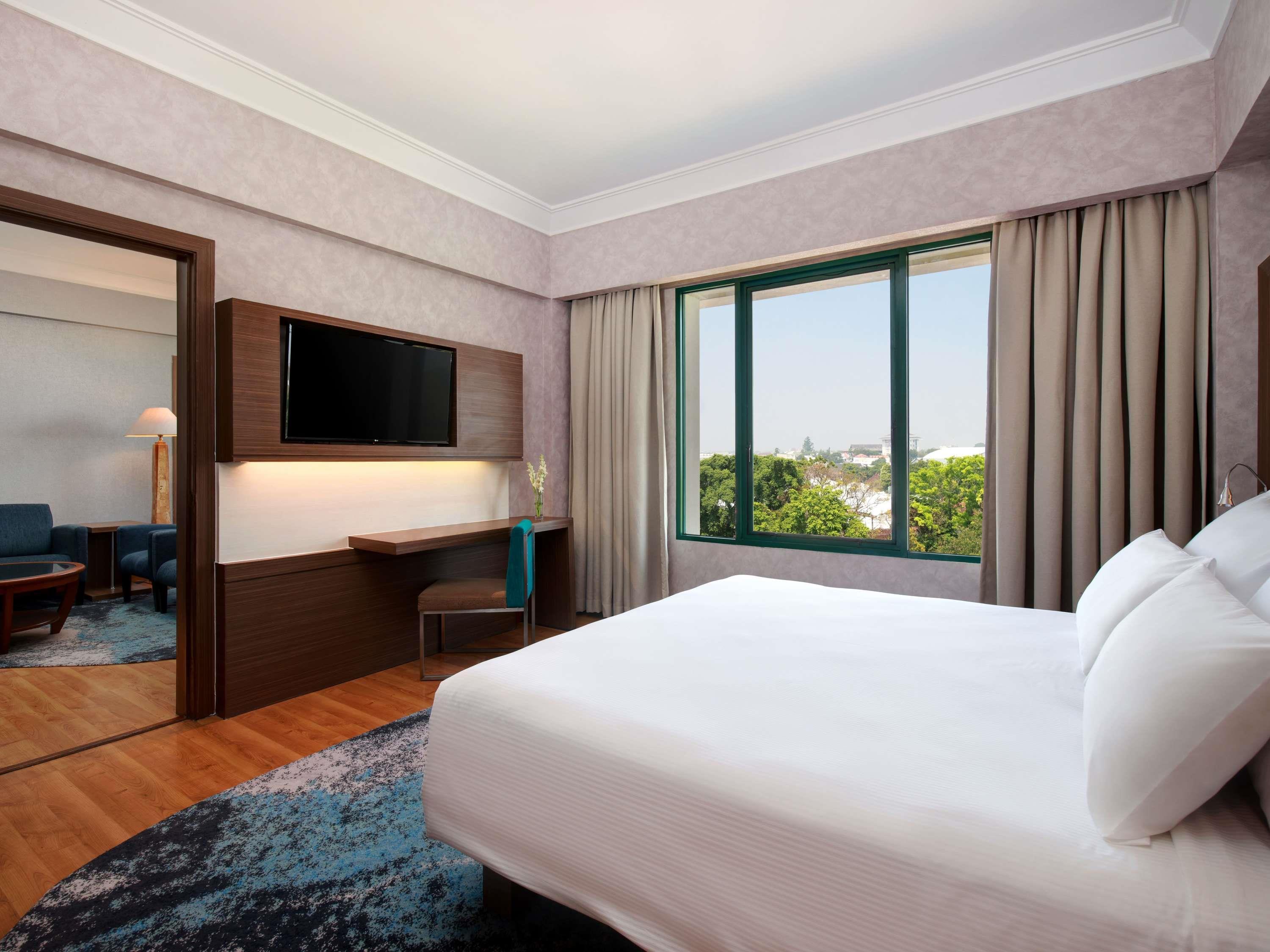 SUITE, DOUBLE BED