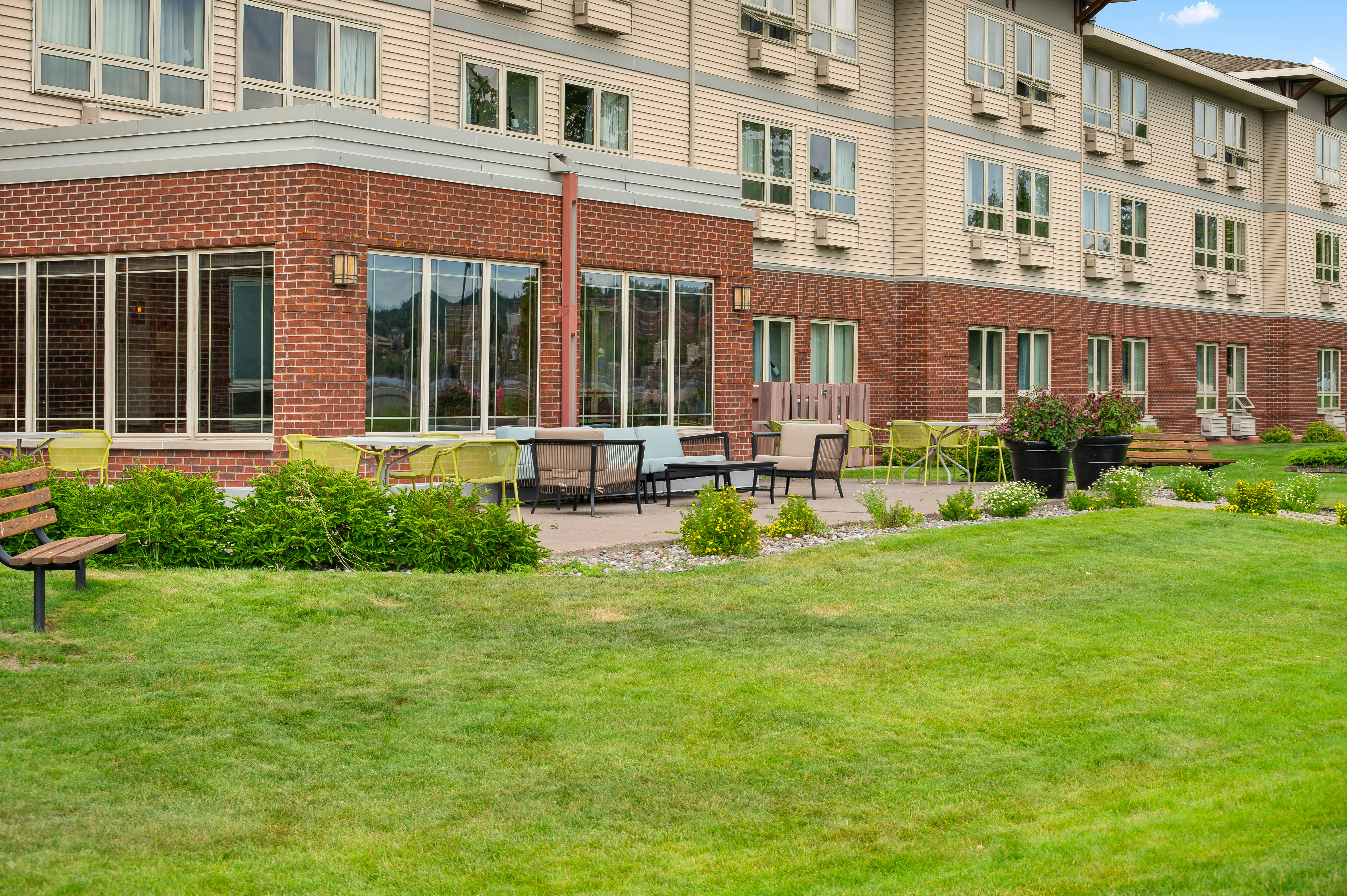Hampton Inn Duluth Canal Park 73/77