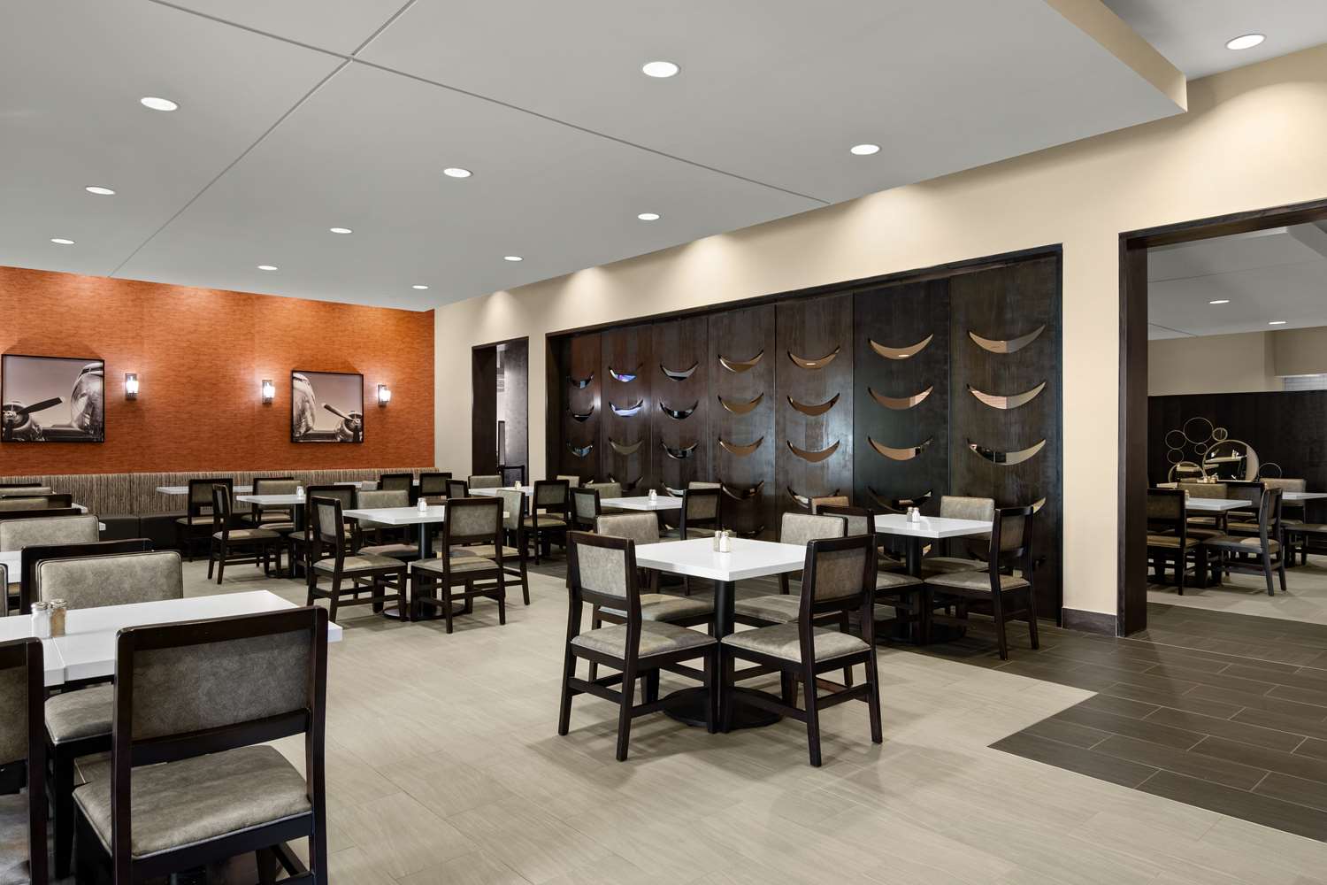 restaurant cafeteria