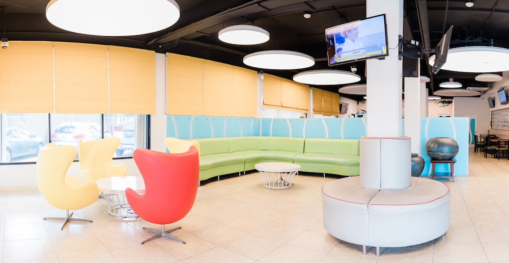 restaurant cafeteria