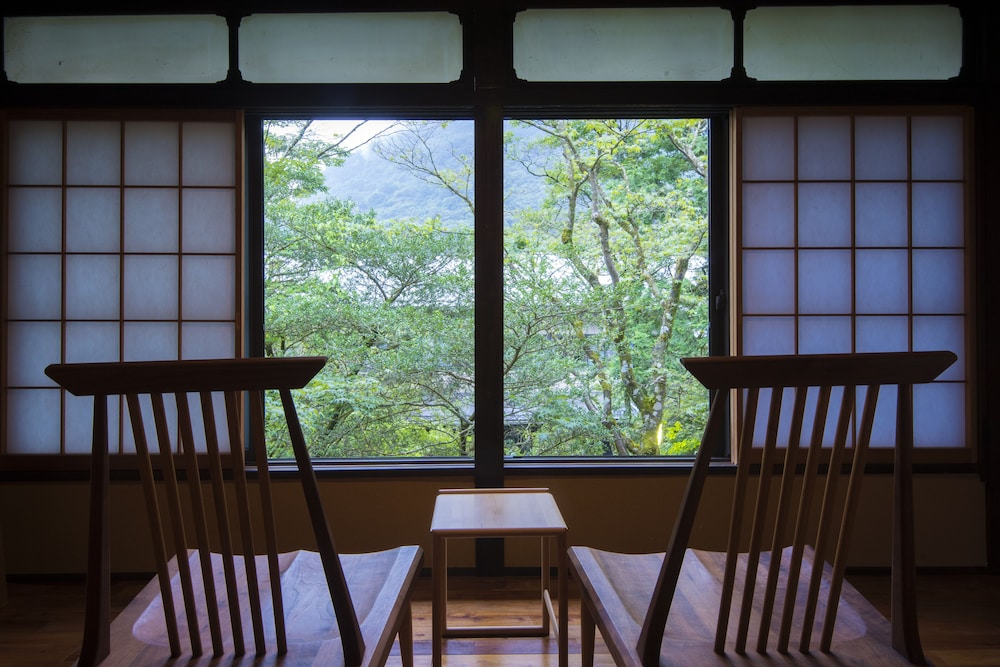 Matsuzakaya Honten 52/62