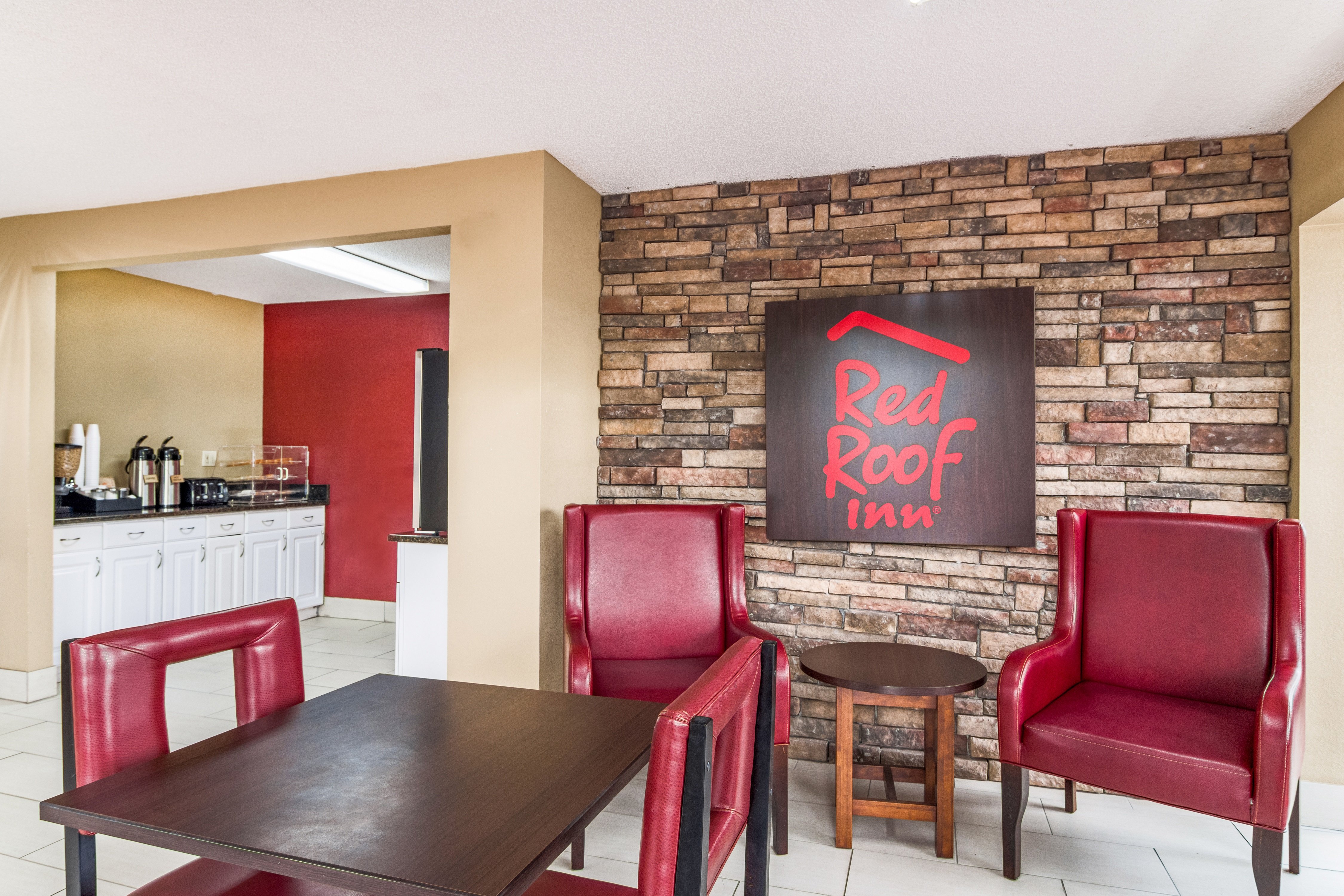 Red Roof Inn Acworth 18/21