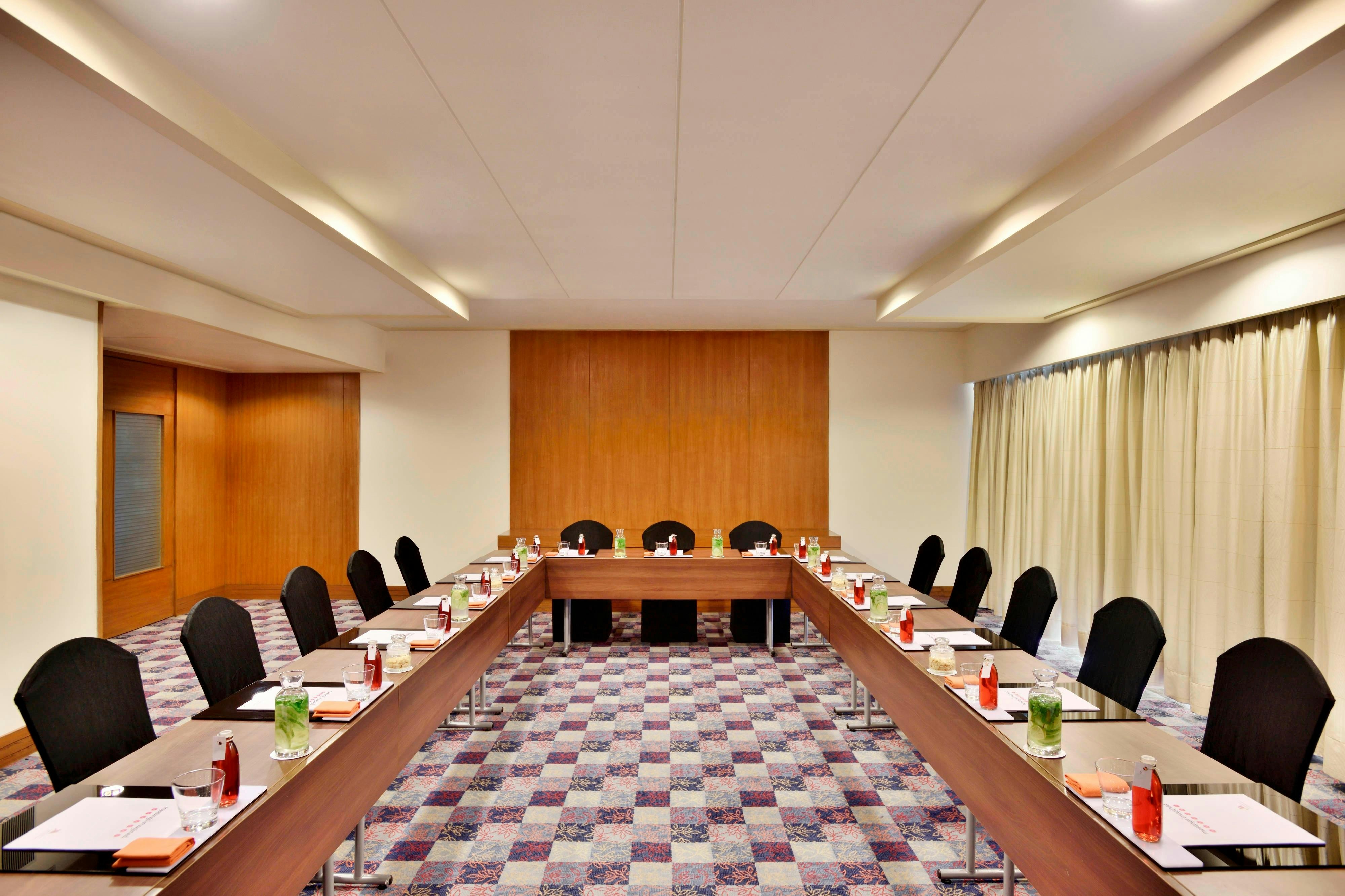 Courtyard By Marriott Hyderabad 43/53