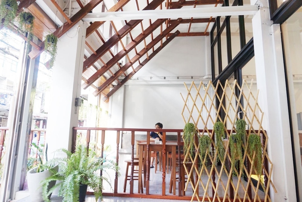 Boon Street Hostel in BANGKOK
