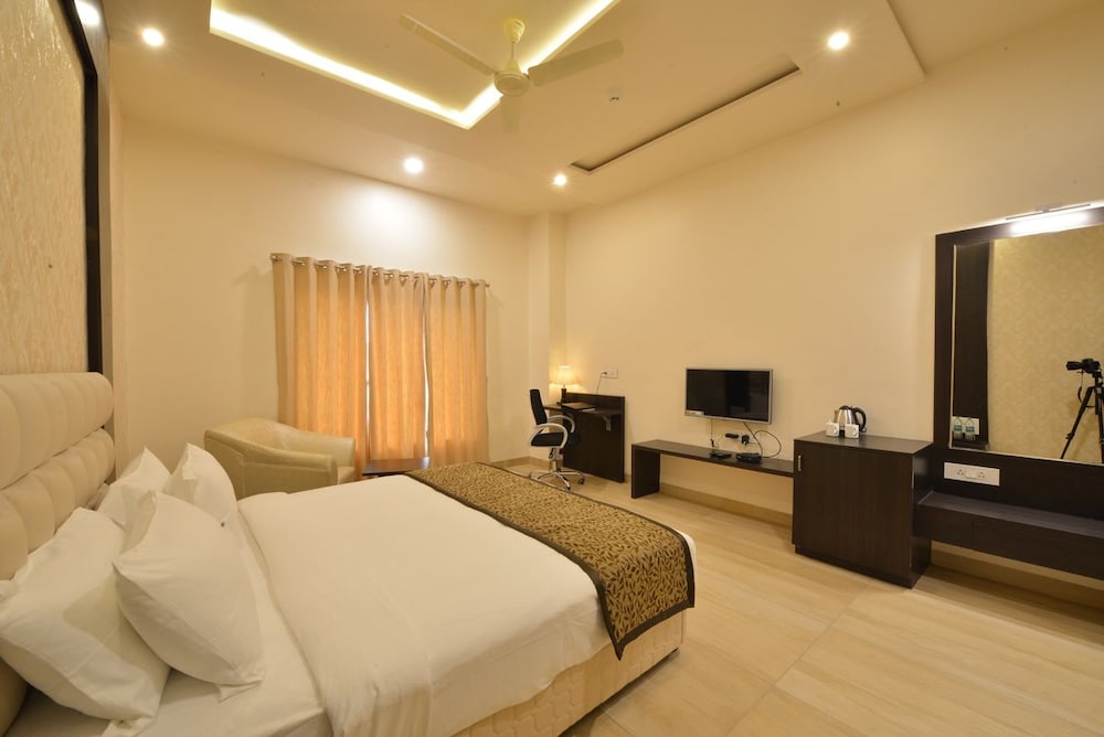 The Fern Residency Parbhani Maharashtra 22/59