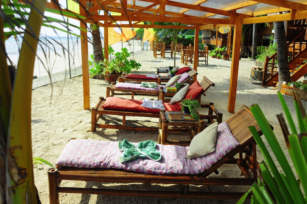The Coral Blue Oriental Beach Villas And Suites 41/65