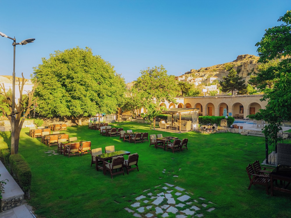 Melis Cave Hotel 40/50