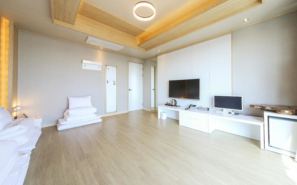 Hotel The One Yeosu 19/53