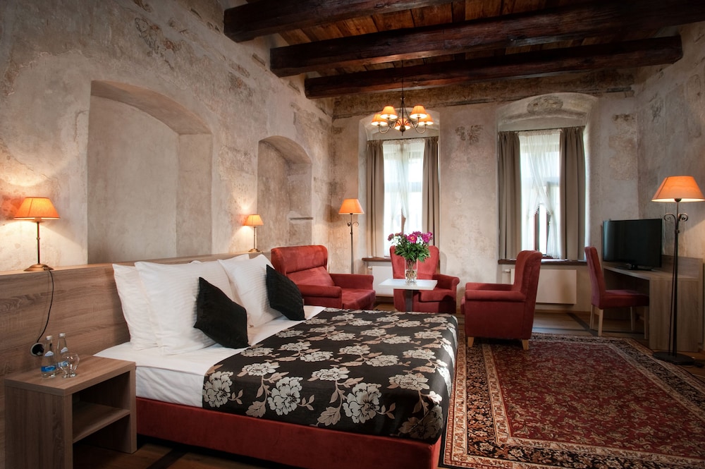 Hotel Santi 9/56