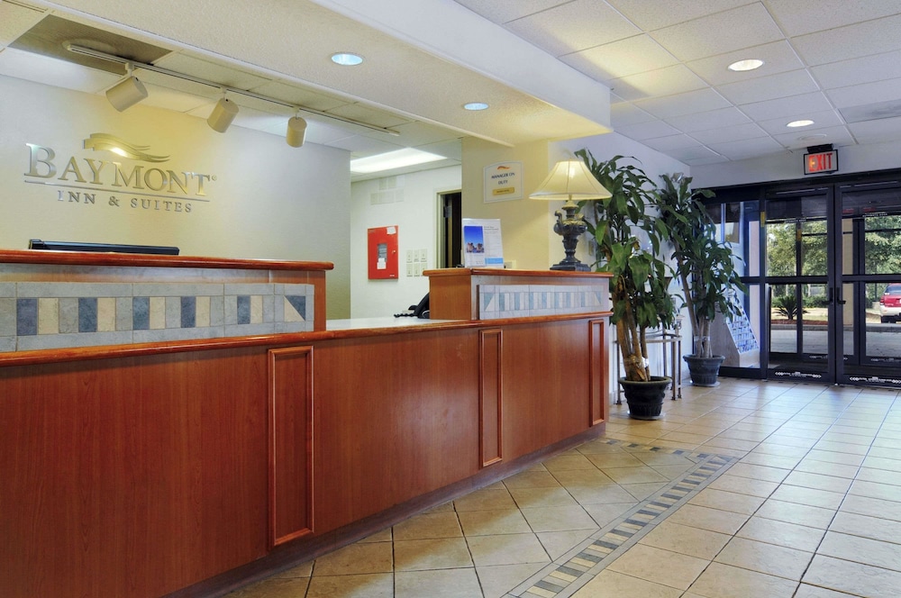 Baymont by Wyndham Tallahassee 12/50