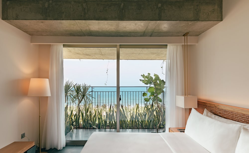 Chicland Da Nang Beach Hotel 38/72