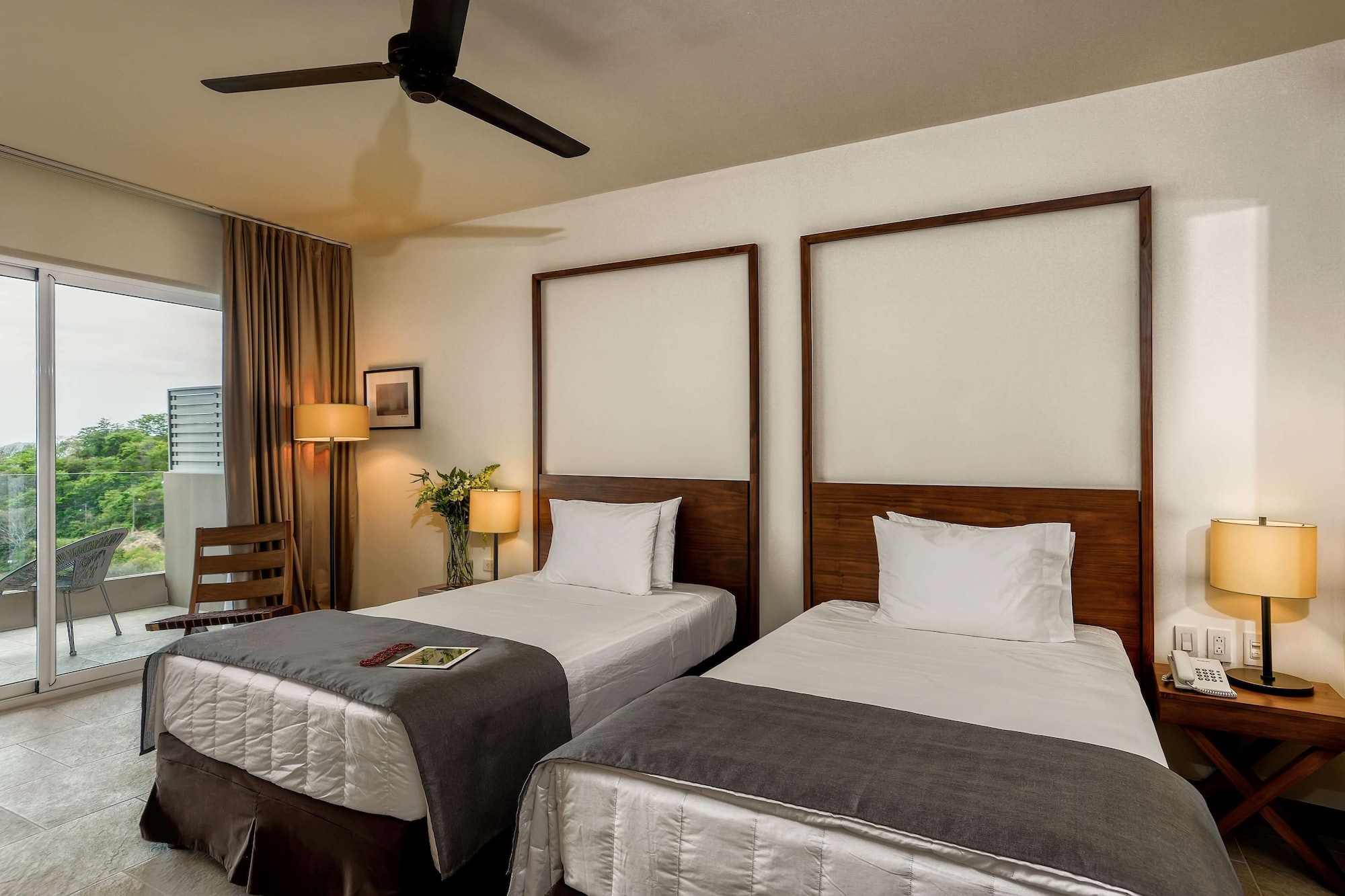Concept, Twin Beds, Ocean View, Accessible