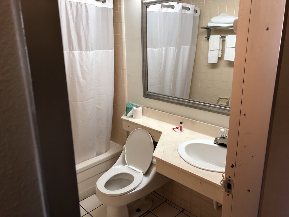 Regency Inn 50/55