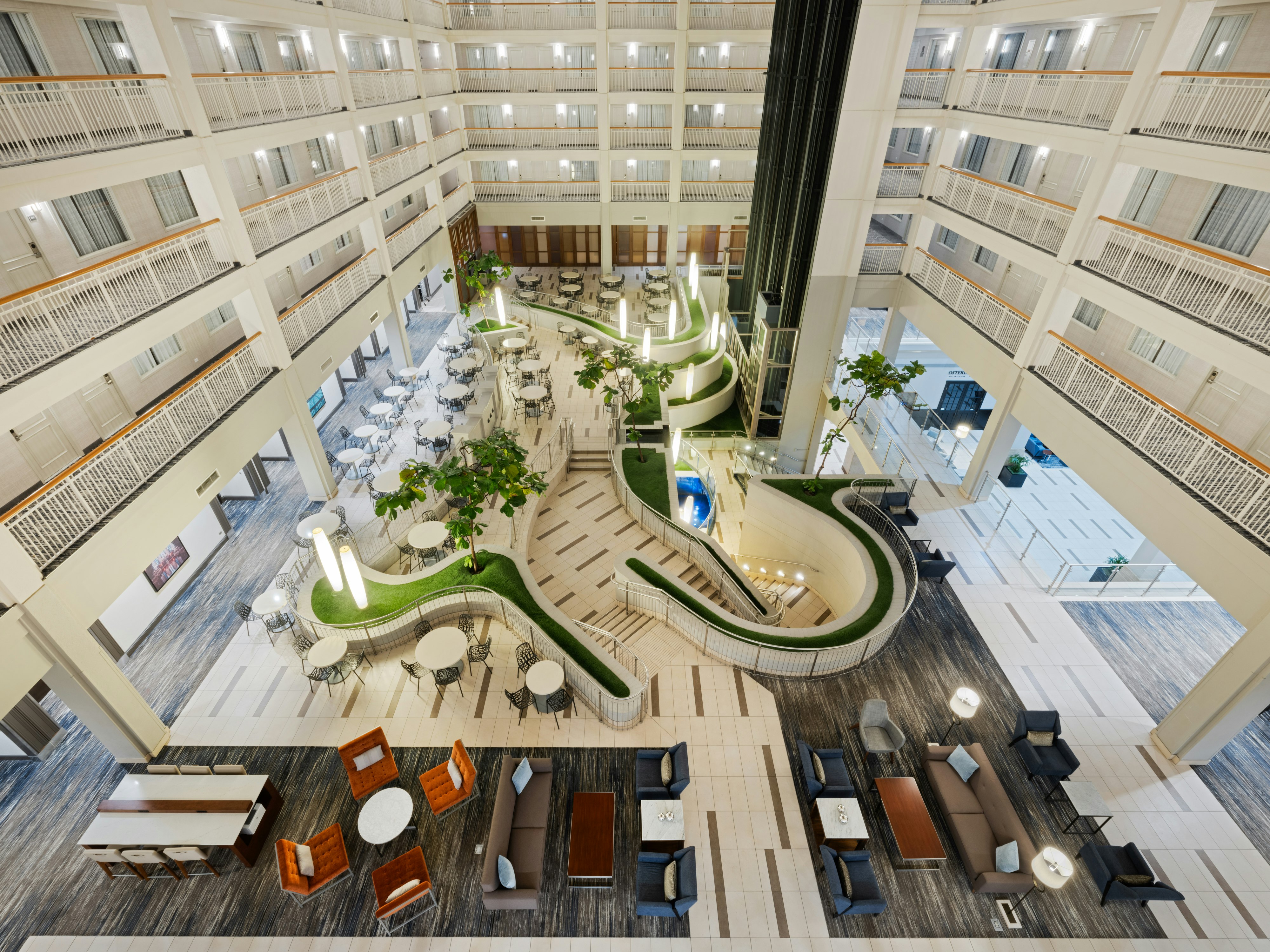 Embassy Suites by Hilton Chicago Downtown River North 50/78