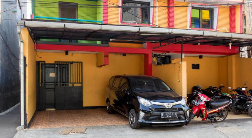 Reddoorz Near Gajah Mada Plaza 2 24/27